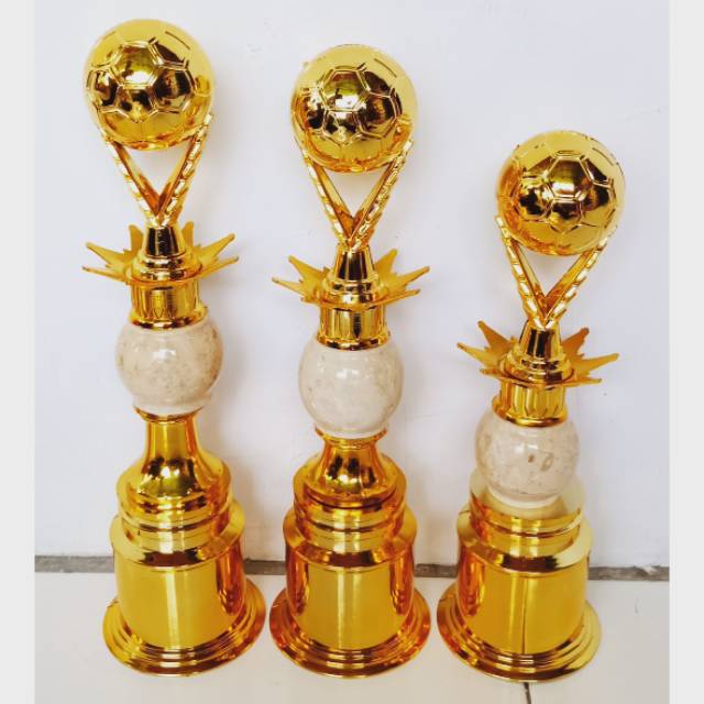 Detail Gambar Piala Futsal Nomer 35