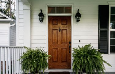 Detail Gambar Pintu Depan Rumah Makan Nomer 13