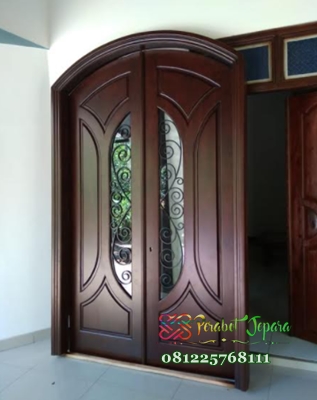 Detail Gambar Pintu Depan Rumah Makan Nomer 7