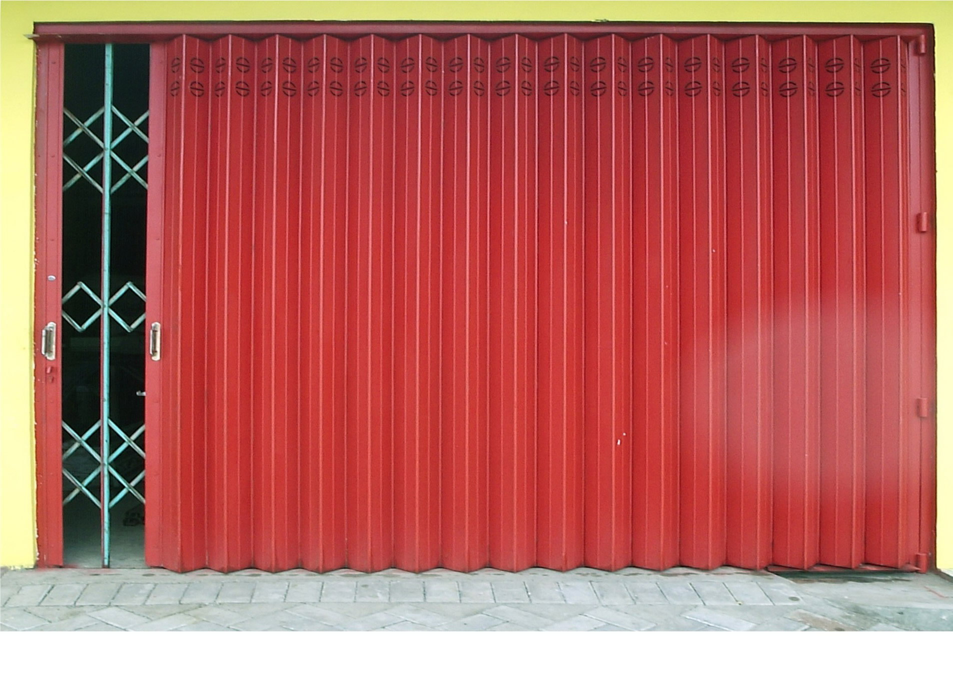 Detail Gambar Pintu Folding Gate Nomer 4