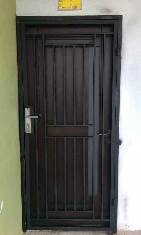 Detail Gambar Pintu Kawat Nyamuk Nomer 17