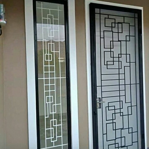 Detail Gambar Pintu Kawat Nyamuk Nomer 32