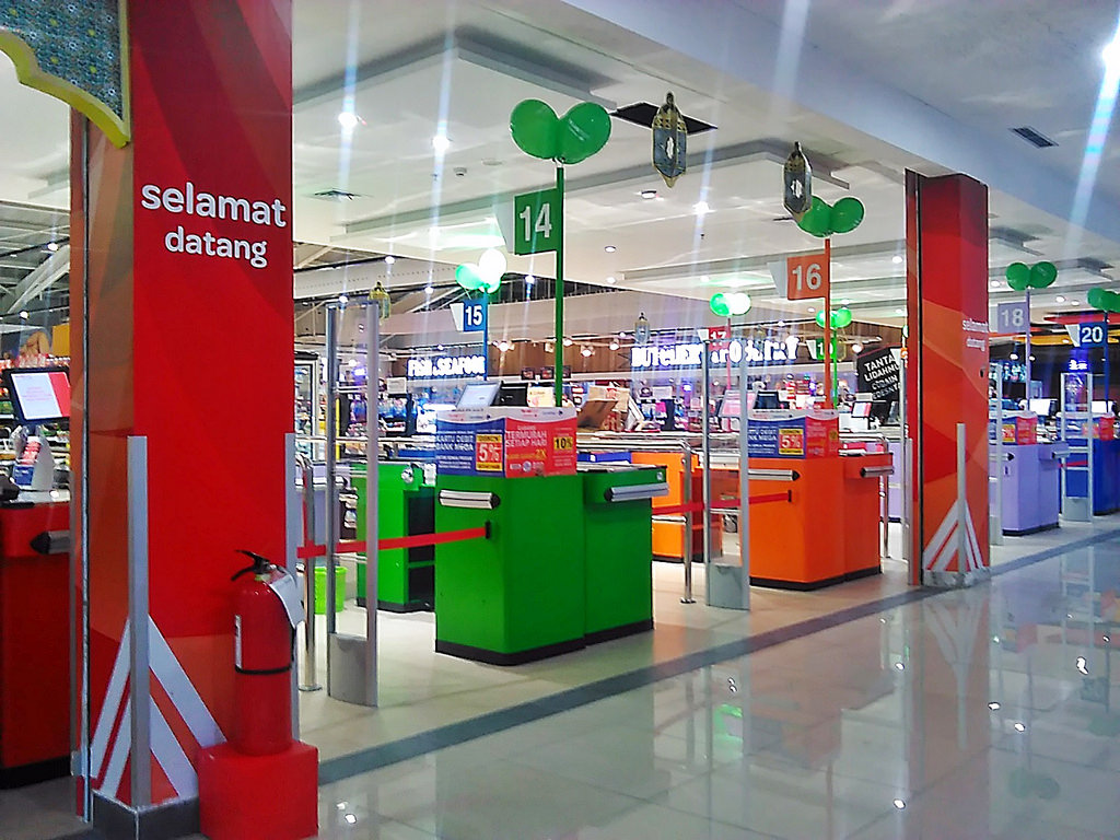 Detail Gambar Pintu Masuk Carrefour Nomer 37