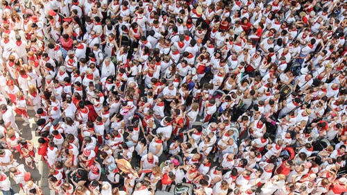 Detail Crowd Background Nomer 42