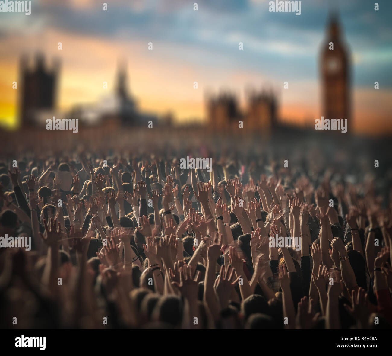 Detail Crowd Background Nomer 45