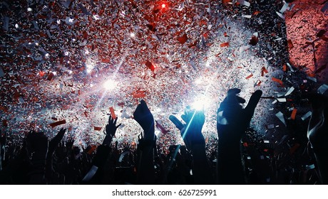 Detail Crowd Background Nomer 56