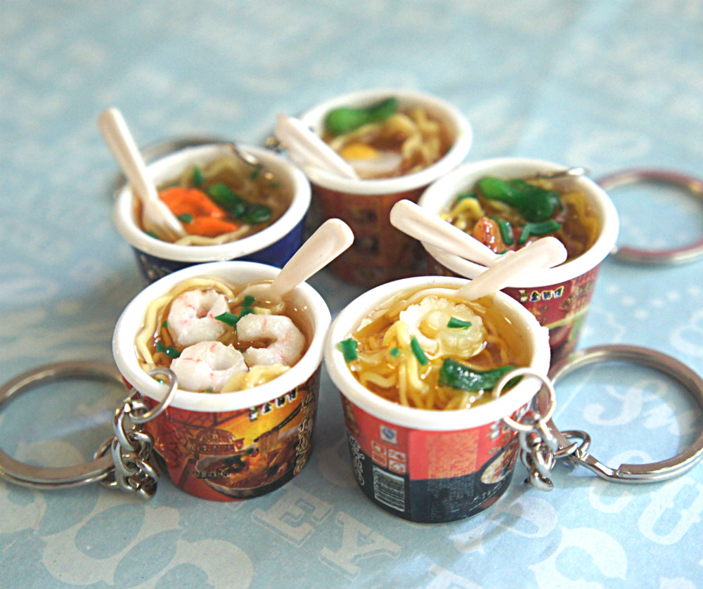 Detail Cup Noodle Keychain Nomer 58