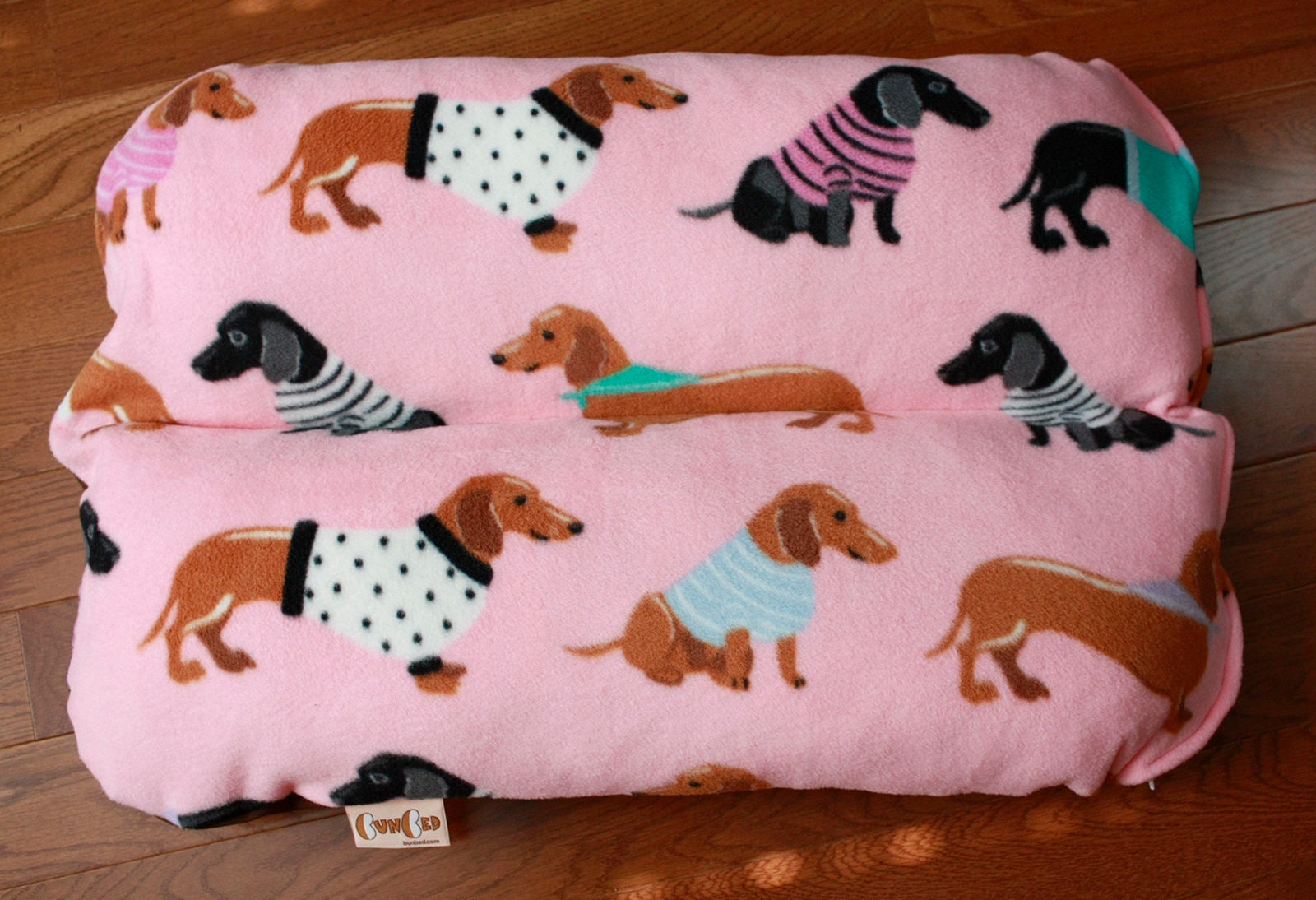 Detail Dachshund Hot Dog Bun Bed Koleksi Nomer 12 detail-dachshund-hot-dog-bun-bed-koleksi-nomer-12