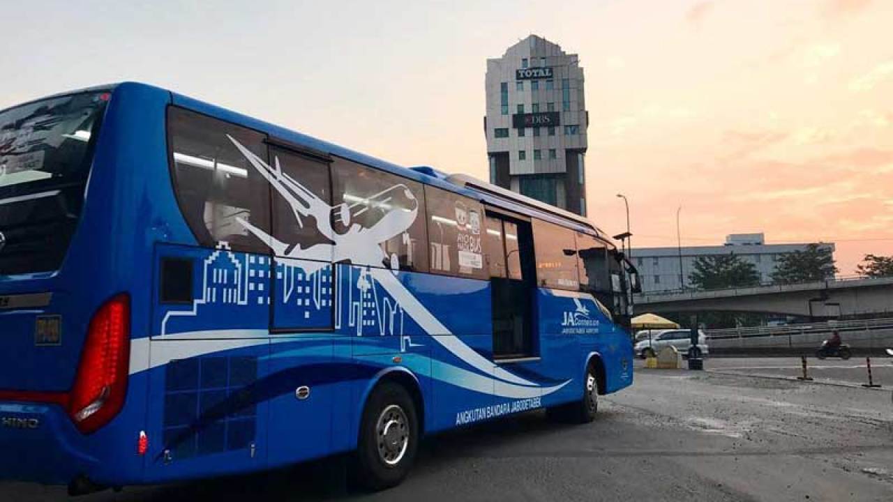 Detail Damri Dari Bandara Soekarno Hatta Ke Depok Nomer 43