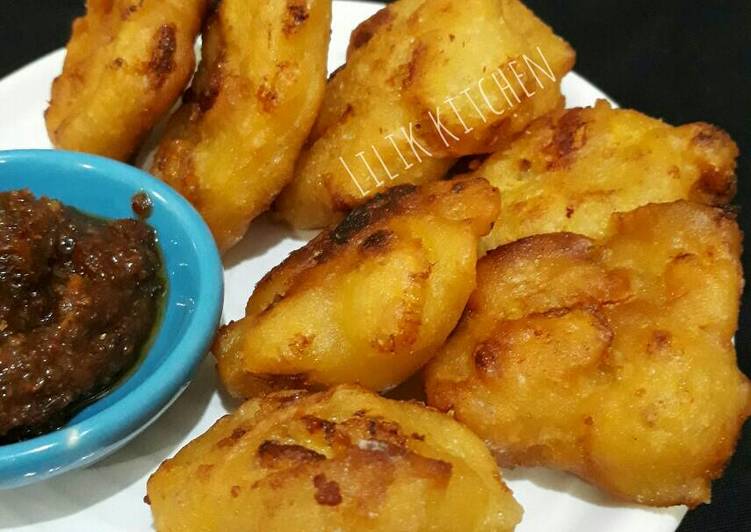 Detail Gambar Pisang Goreng Dan Sambal Nomer 23