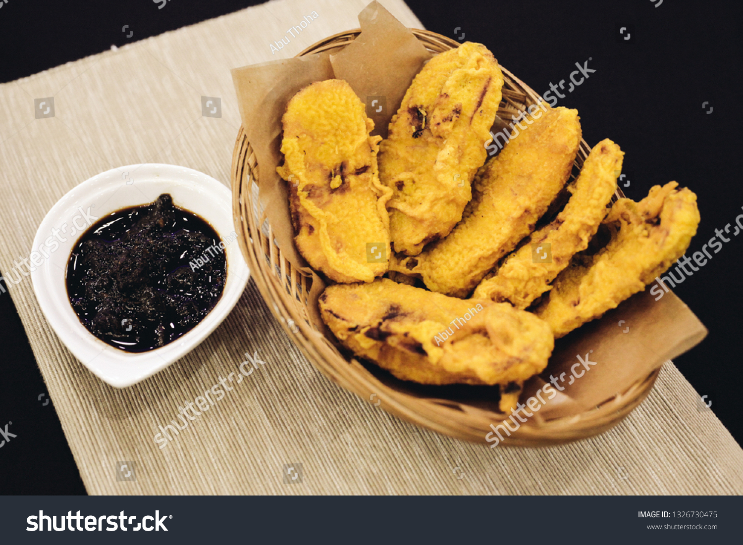 Detail Gambar Pisang Goreng Dan Sambal Nomer 45