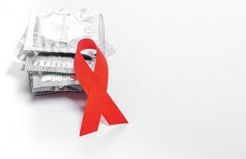 Detail Gambar Pita Merah Putih Hiv Aids Nomer 37