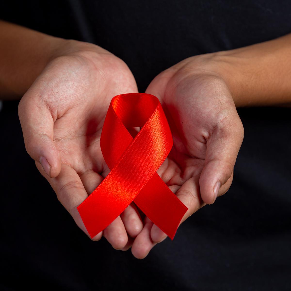 Detail Gambar Pita Merah Putih Hiv Aids Nomer 42