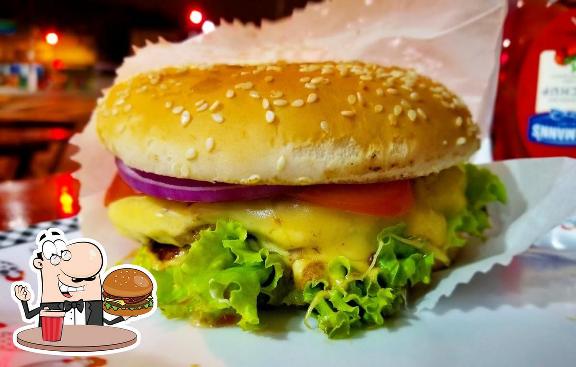 Detail Gambar Pizza Dan Burger Nomer 36