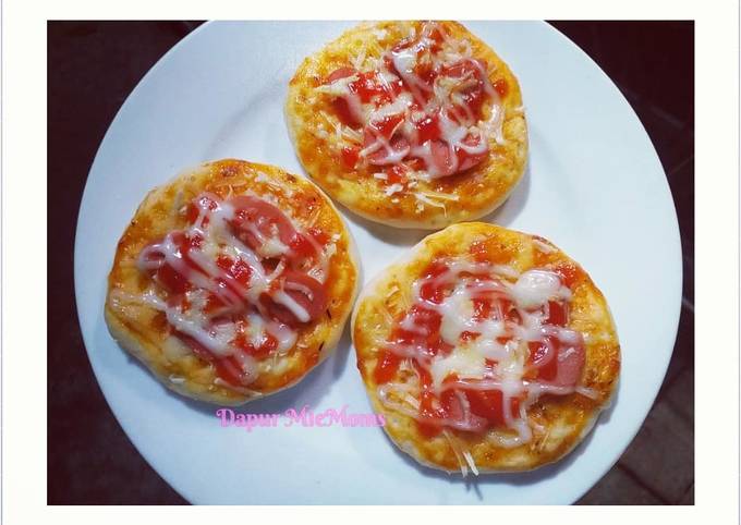 Detail Gambar Pizza Mini Rumahan Nomer 38