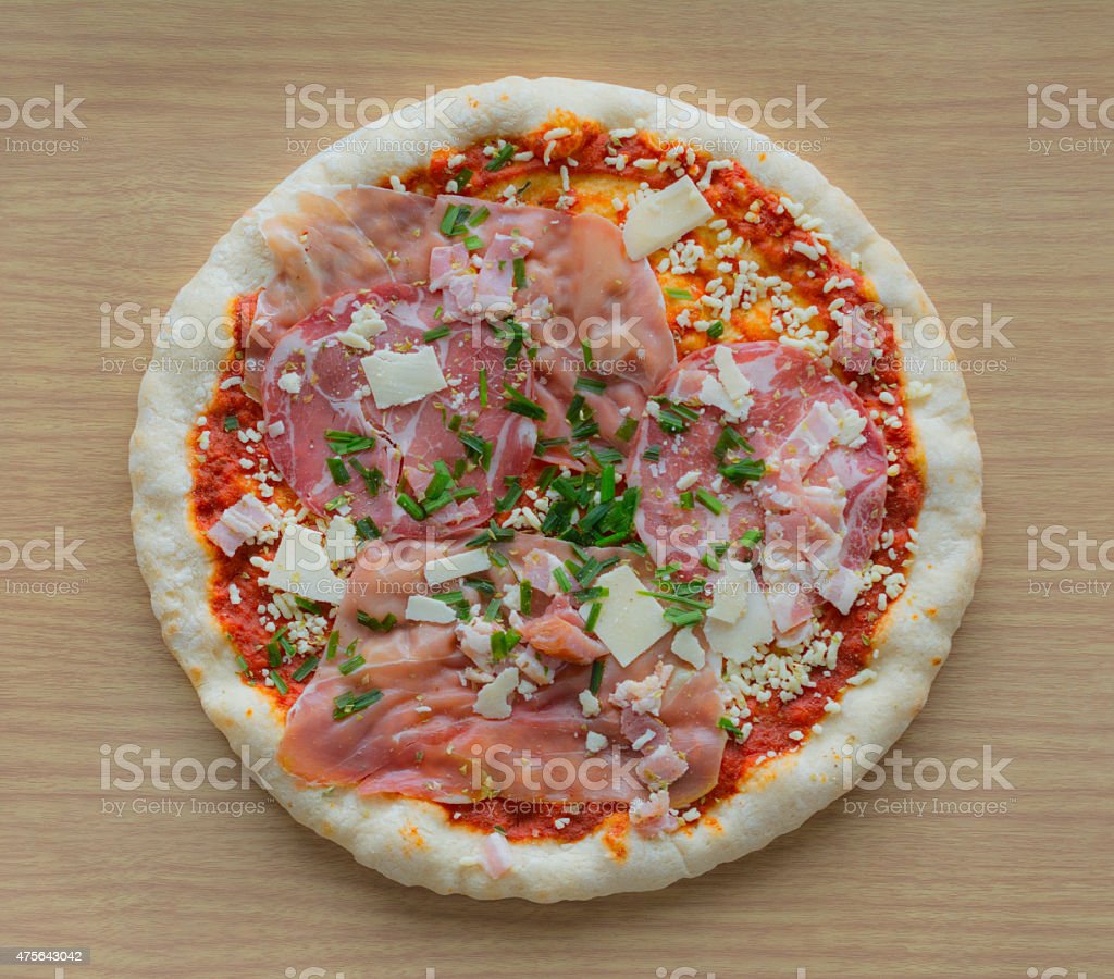 Detail Gambar Pizza Mozarella Nomer 14