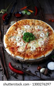 Detail Gambar Pizza Mozarella Nomer 45