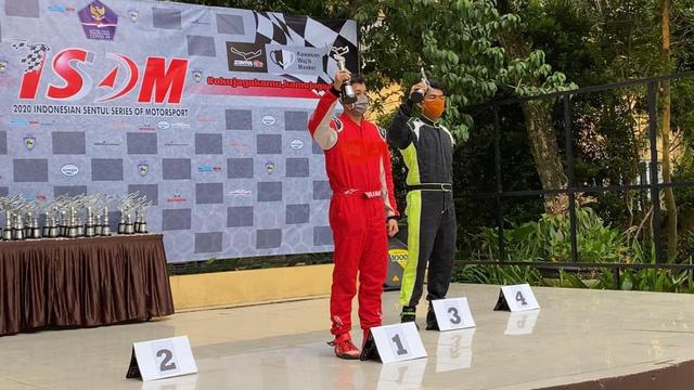 Detail Gambar Podium Juara Nomer 43