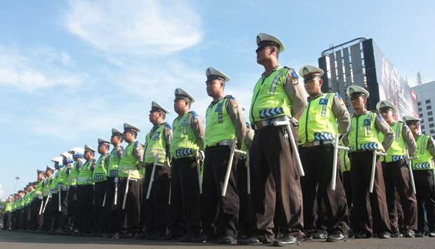 Detail Gambar Polisi Indonesia Nomer 30