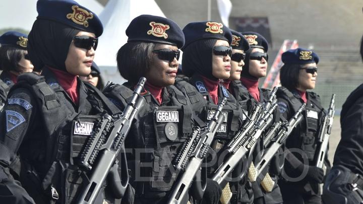 Detail Gambar Polisi Wanita Nomer 28