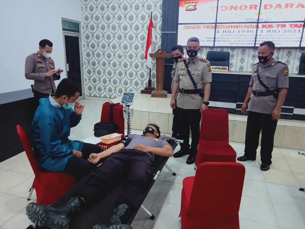 Detail Gambar Polres Donor Darah Nomer 47