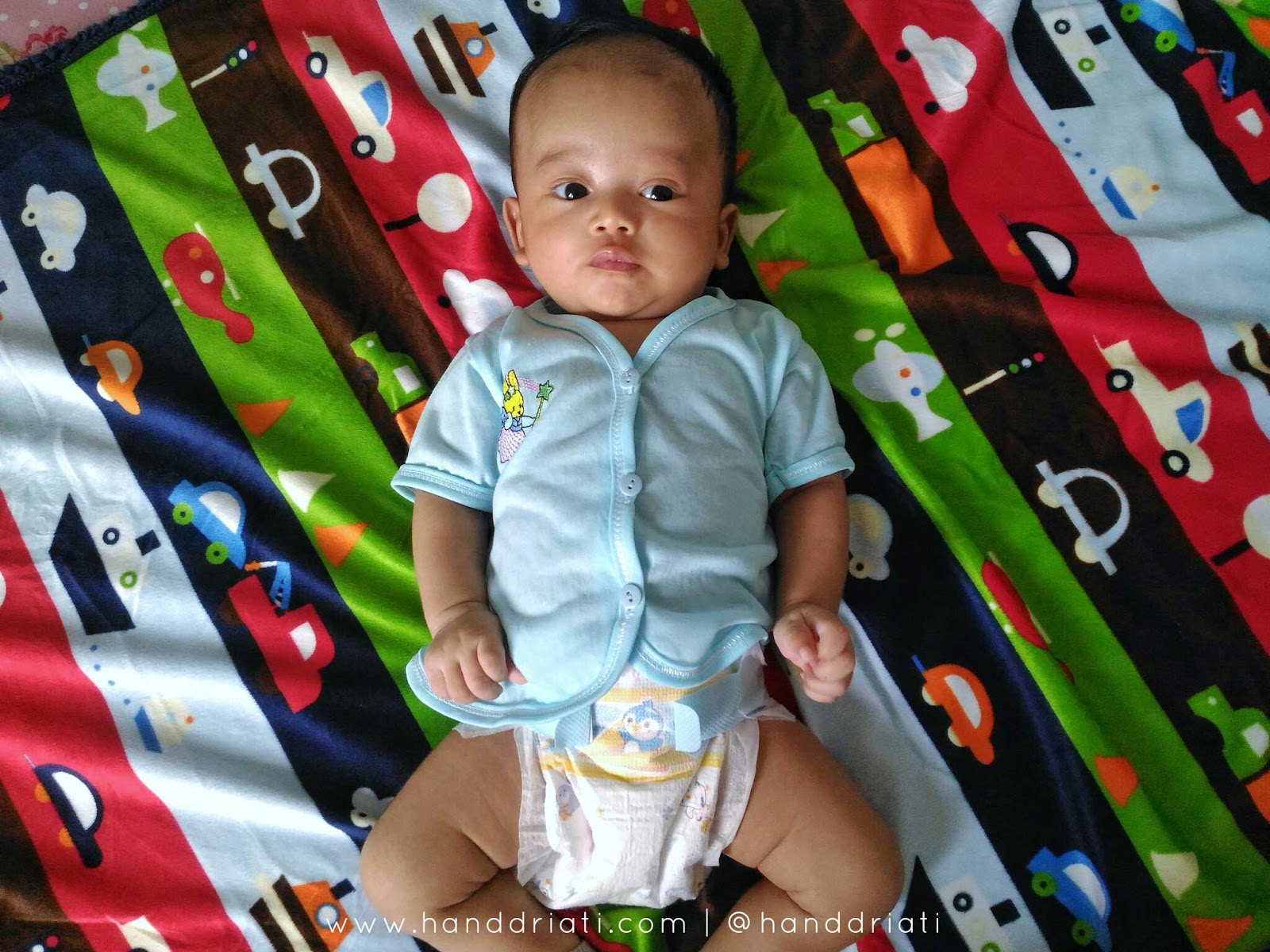 Detail Gambar Popok Bayi Baru Lahir Nomer 19