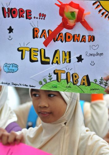 Detail Gambar Poster Menyambut Bulan Ramadhan Nomer 46