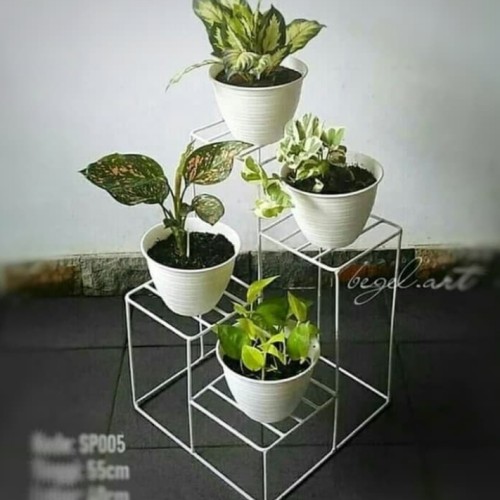 Detail Gambar Pot Bunga Besi Nomer 7