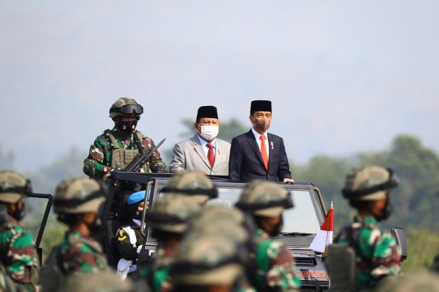 Detail Gambar Prabowo Pakai Seragam Militer Nomer 18