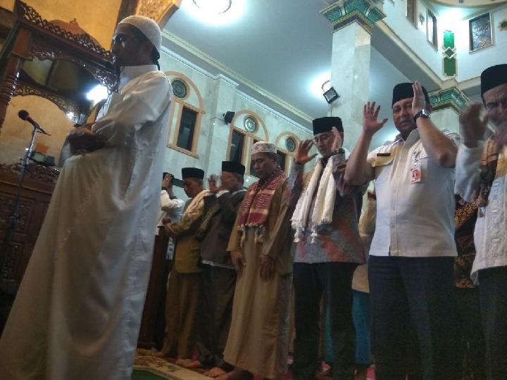 Detail Gambar Pramuka Pramuka Sholat Nomer 44