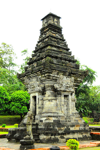 Detail Gambar Prasasti Candi Tuban Nomer 8