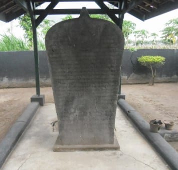 Detail Gambar Prasasti Candi Tuban Nomer 19