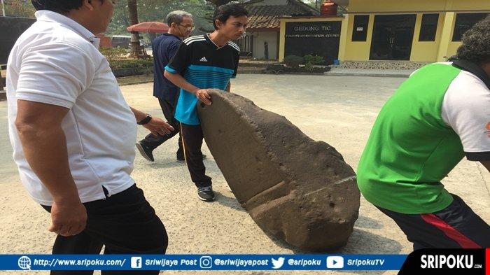 Detail Gambar Prasasti Karang Berahi Nomer 16