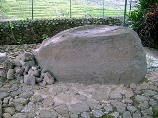 Detail Gambar Prasasti Muara Cianten Nomer 14