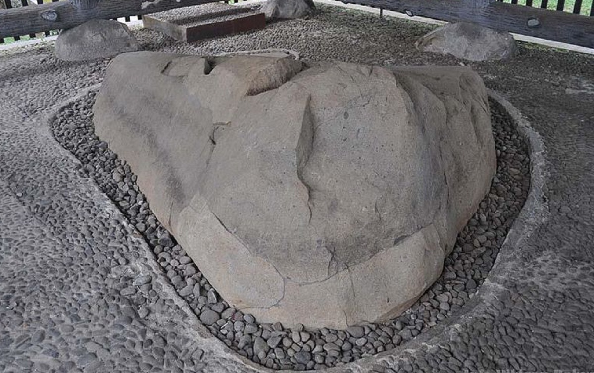 Detail Gambar Prasasti Muara Cianten Nomer 19