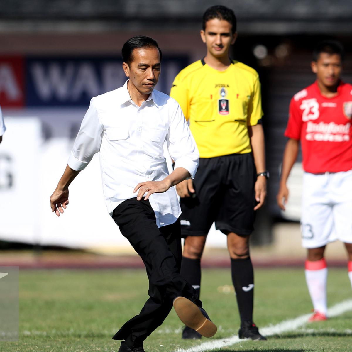 Detail Gambar Presiden Jokowi Gambar Pemain Bola Nomer 35