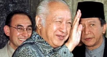 Detail Gambar Presiden Soeharto Nomer 28