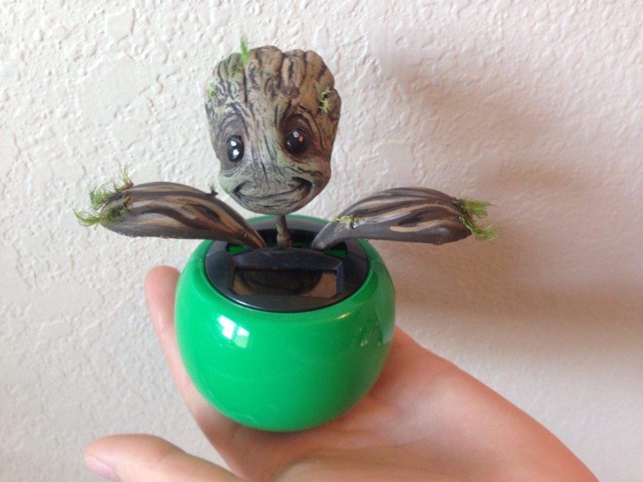 Detail Dancing Groot Solar Nomer 19