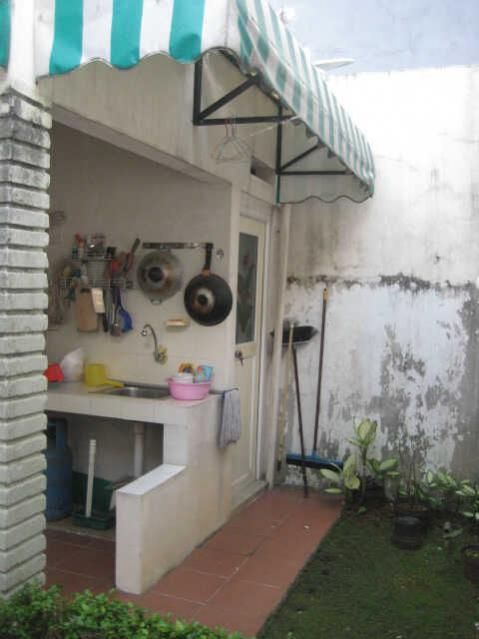 Detail Dapur Kotor Di Belakang Rumah Nomer 2