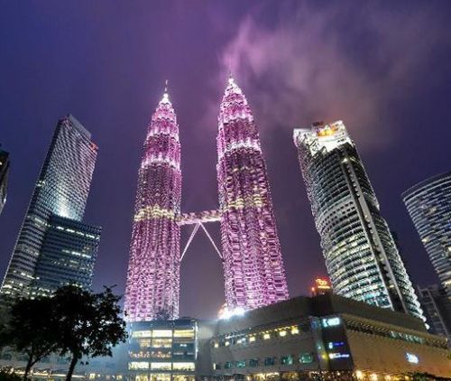 Detail Dari Bandara Kuala Lumpur Ke Menara Petronas Nomer 2