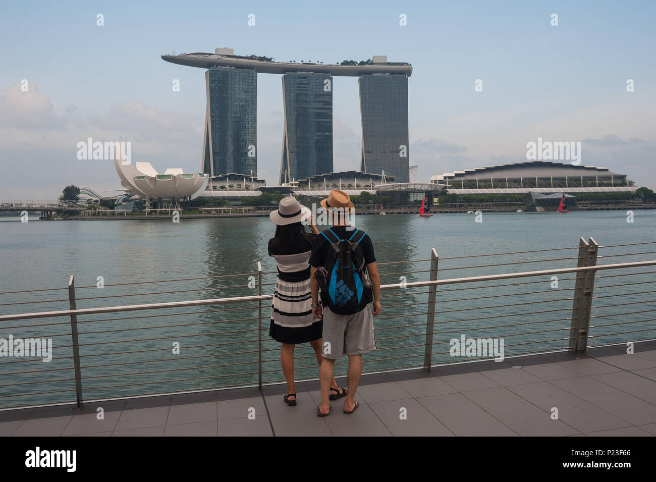 Detail Dari Merlion Park Ke Marina Bay Sands Nomer 38