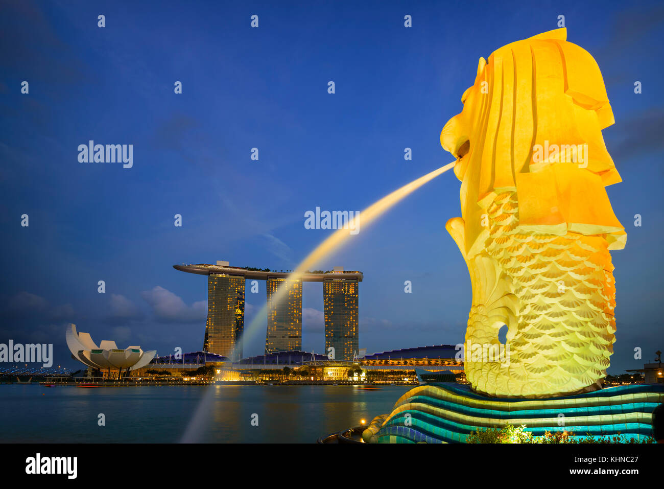 Detail Dari Merlion Park Ke Marina Bay Sands Nomer 5