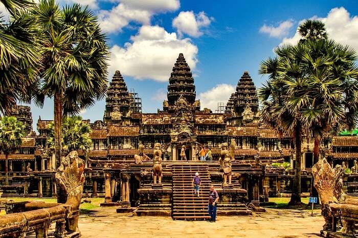 Detail Dari Phnom Penh Ke Angkor Wat Nomer 3