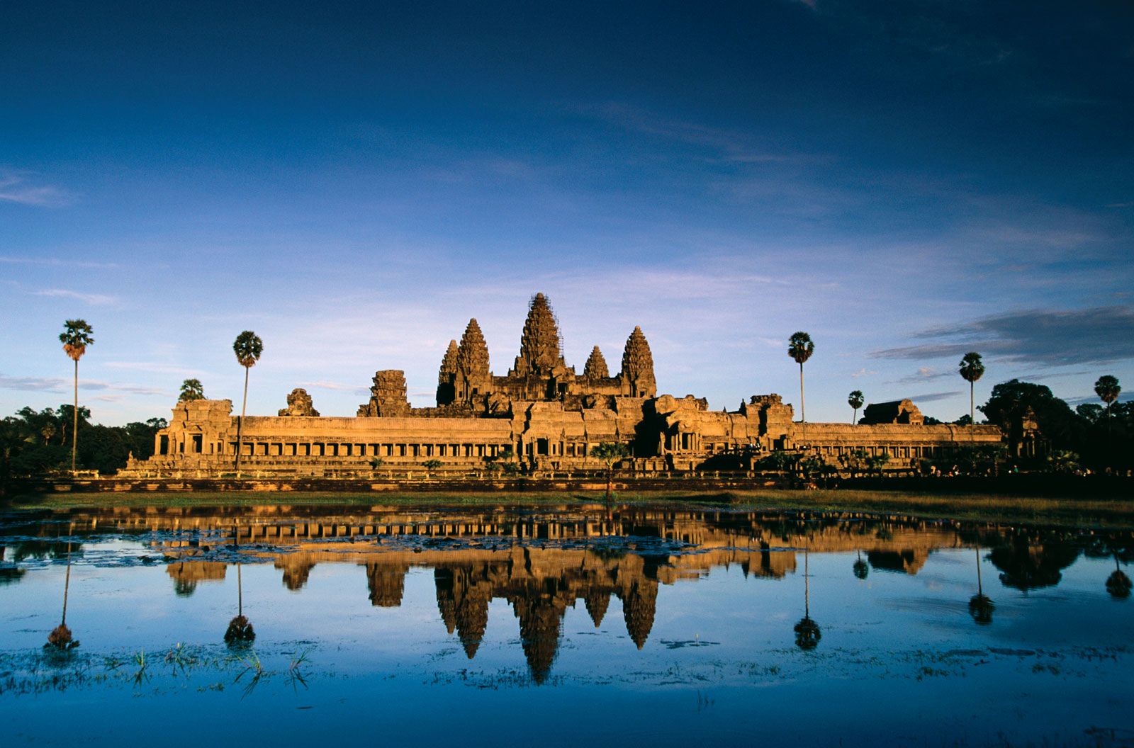 Detail Dari Phnom Penh Ke Angkor Wat Nomer 31