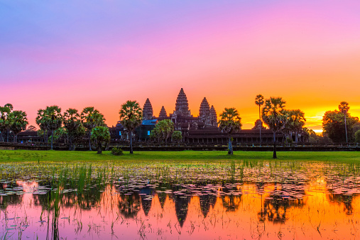 Detail Dari Phnom Penh Ke Angkor Wat Nomer 46