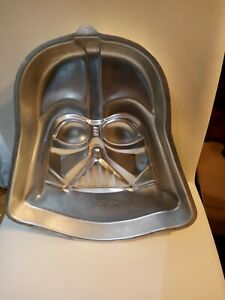 Detail Darth Vader Cake Template Nomer 37