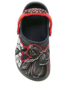 Detail Darth Vader Crocs Nomer 5