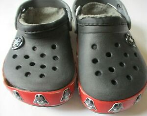 Detail Darth Vader Crocs Nomer 44
