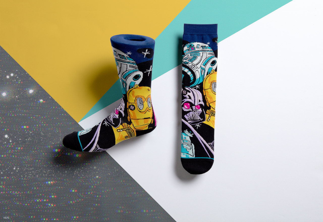 Detail Darth Vader Dress Socks Nomer 49