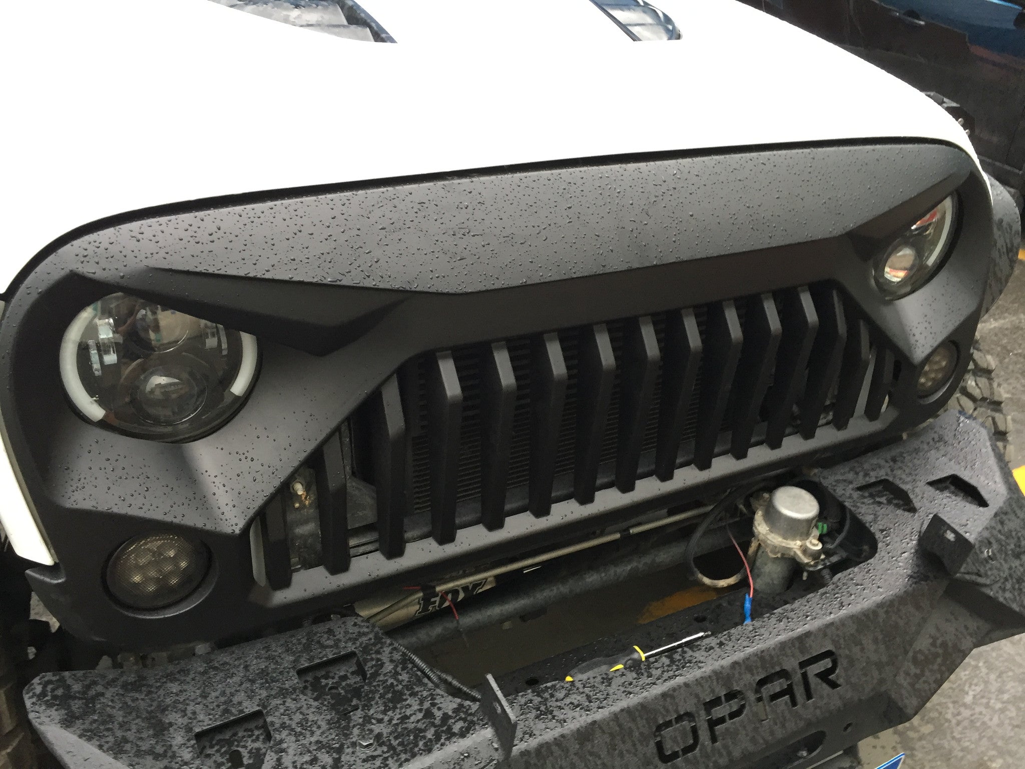 Detail Darth Vader Grill Jeep Nomer 4